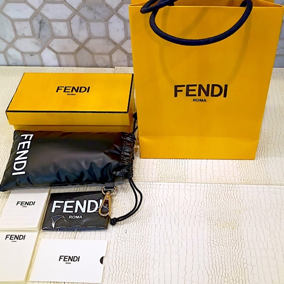 The NEW FENDI FE40146I Diamonds FF Logo 40146 Black Gold Fashion Cat Sunglasses - Picture 14 of 16